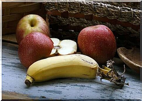 Apples and bananas